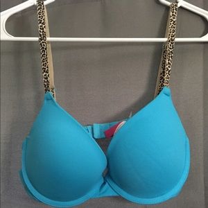 PINK Victoria’s Secret Super Cute Blue Bra